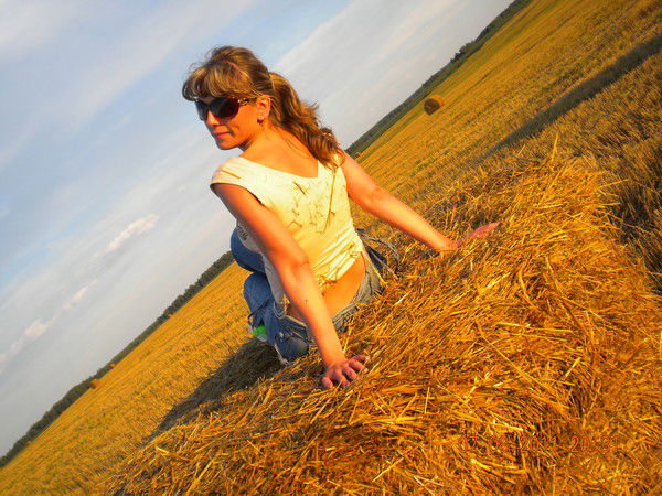 Надежда Азарова