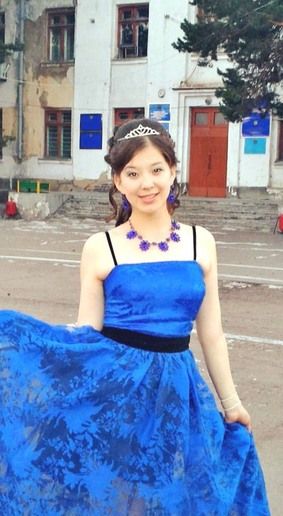 Адель Абенова