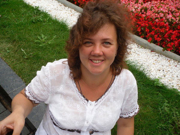 Елена Слюсарь