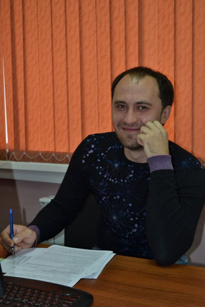 Денис Новиков