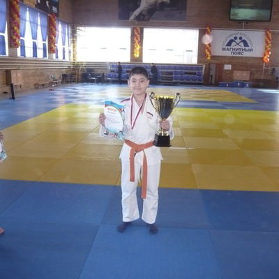 Ленар Ысманов