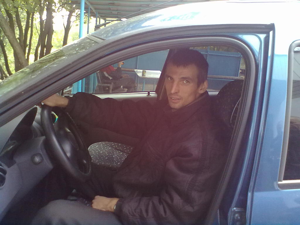 Артем Коваленко