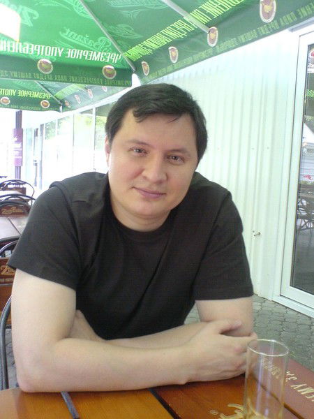 Юрий Семенов