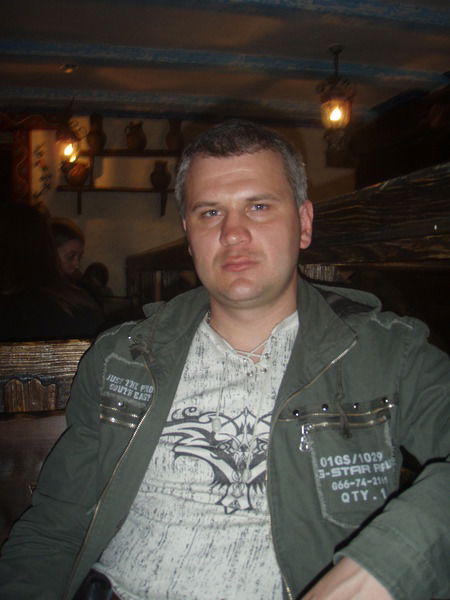 Неизвестно Неизвестно