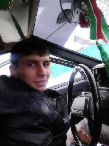 Айназ Садриев