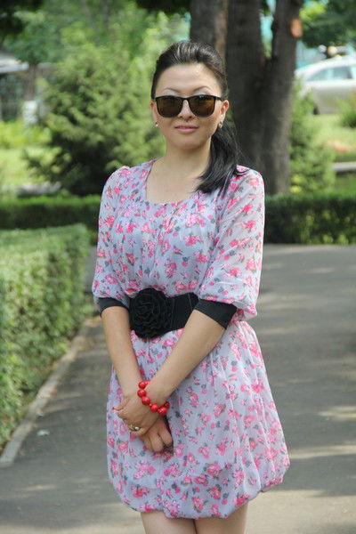 Moldir 1990 Zhenisbekkyzy