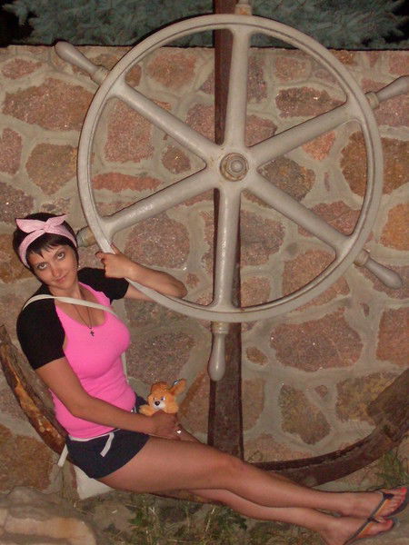 Лена Пахолок