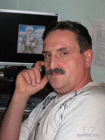 Владимир Симон