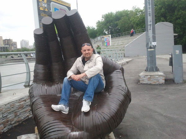 Олег Суслов