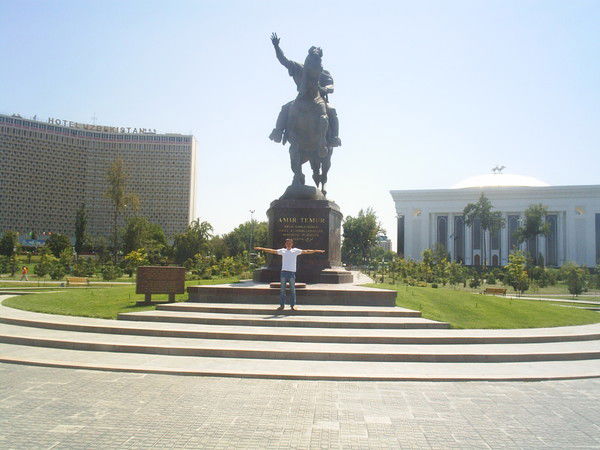 Даурен Акмурзаев