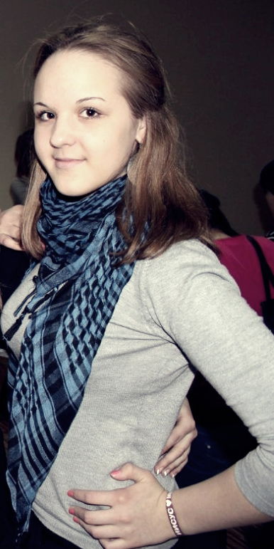 Оля Лопакова