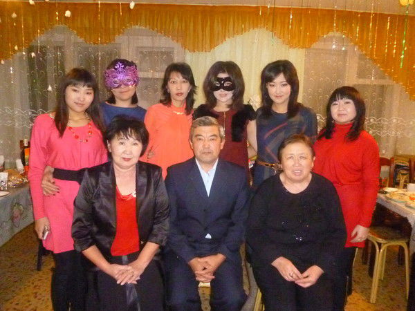 Экономика *