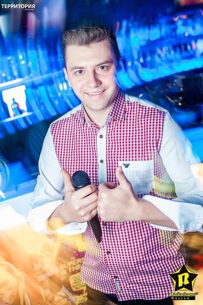 Александр Суркичан