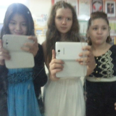 Аня Громова