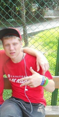 Никита Бобровский