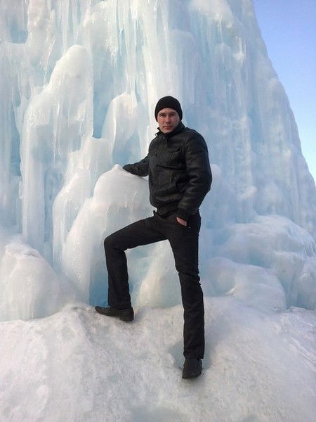 Денис Корлыханов