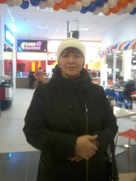 Галина Попова