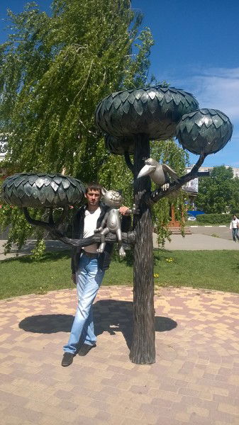 Алексей Бухаров