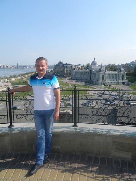 Евгений Ярош