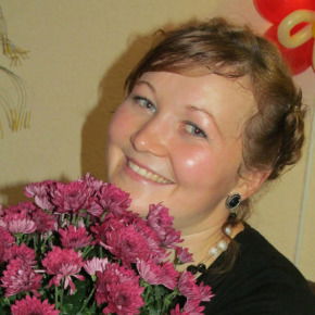 Лена Сабурова