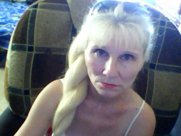 Елена Галущак