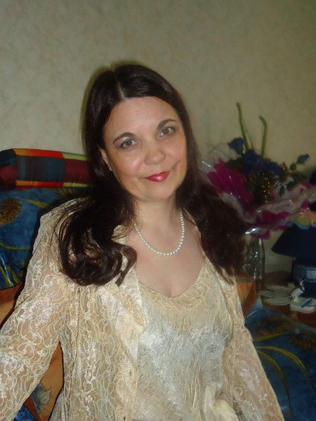 Лариса Полуянова