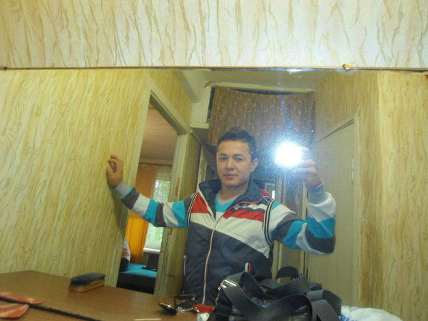 Исомдин Низомиддинов