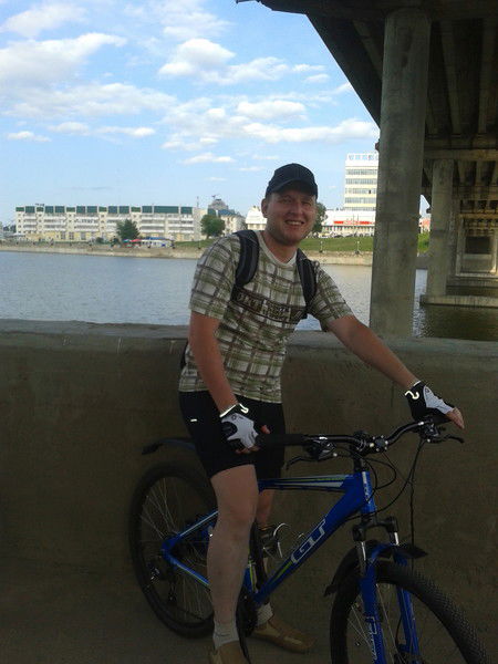 Владимир Макаров