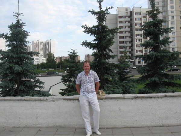 Георгий Добров