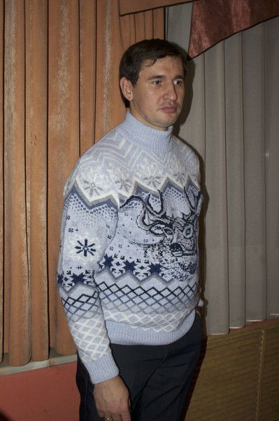 Максим Попов