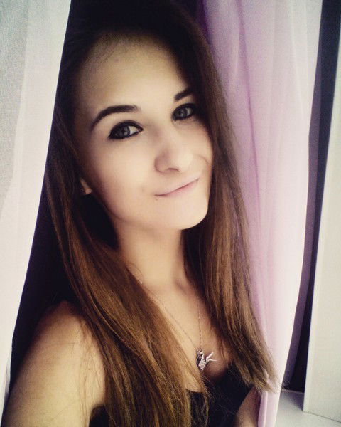 Аня Сафронова