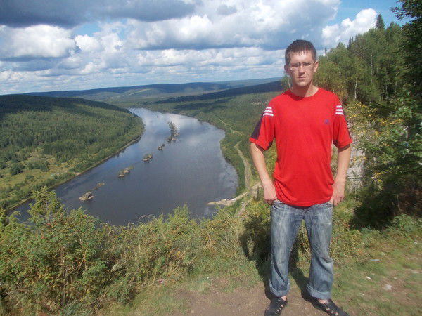 Александр Зуев