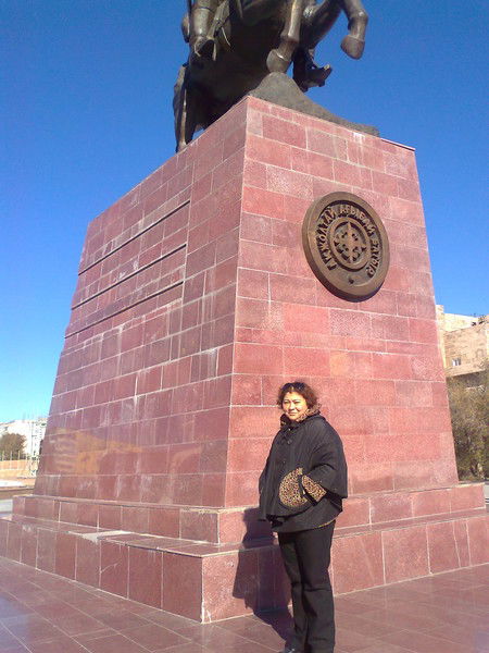 Асия Сулейманова