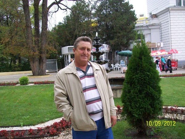 Александр Дравица