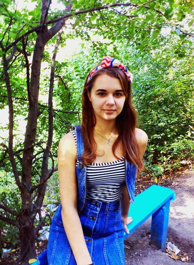 Аня Дворянкина