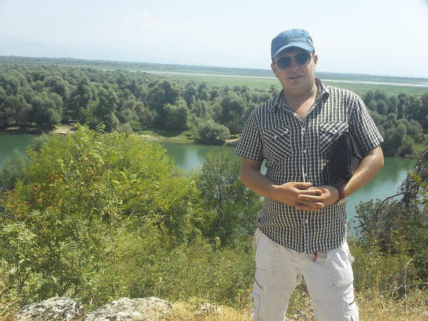 Евгений Романов