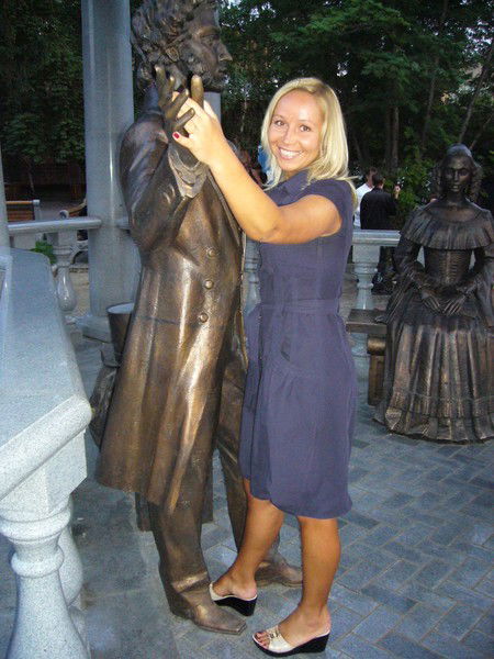 Елена Садиева