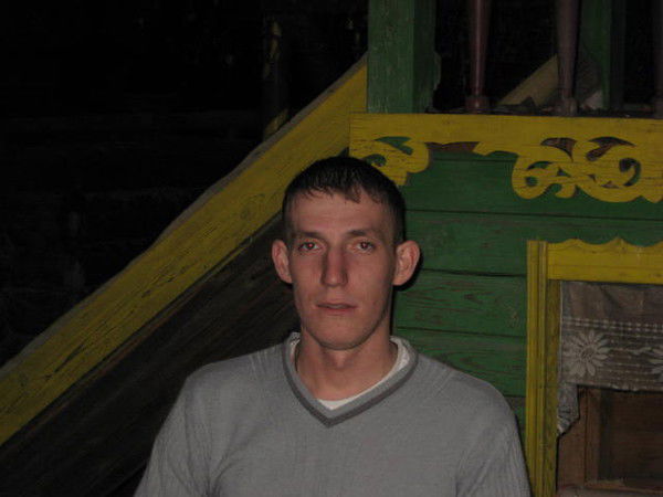 Александр Емельянов