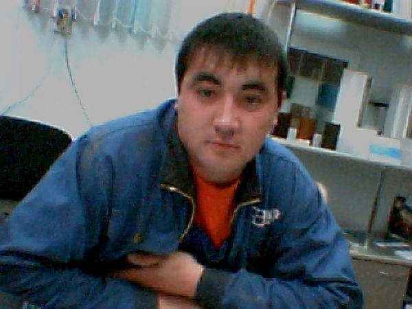 Азат Хасанов