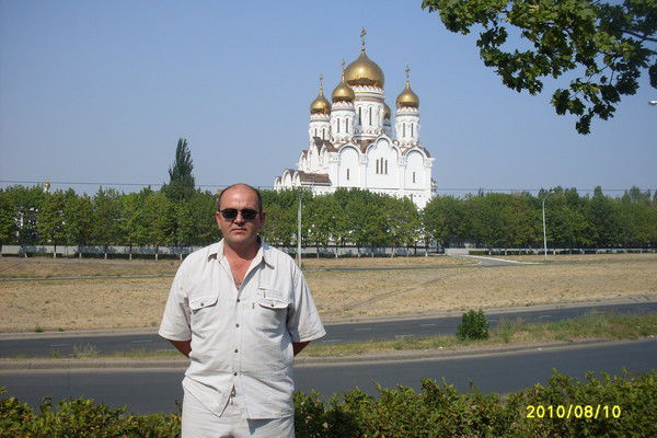 Александр Иванов