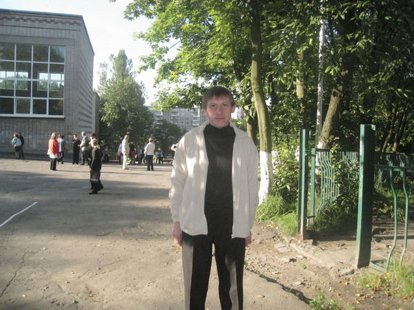 Герман Лёзов