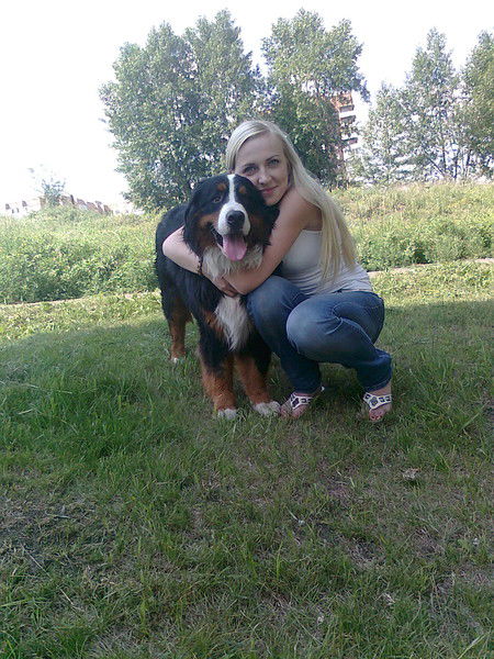 Елена Захарова