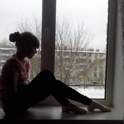 Елена Попова