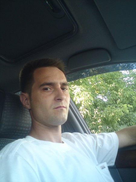 Денис Веселов