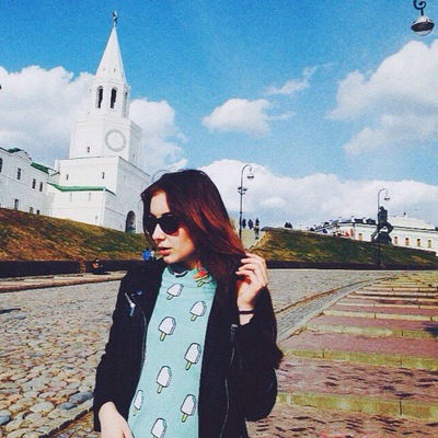 Рая Хусаинова