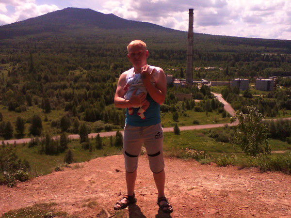 Денис Баянов