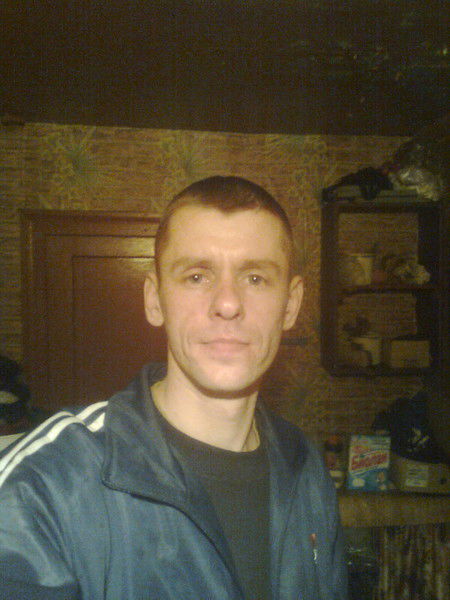 Александр Голенков