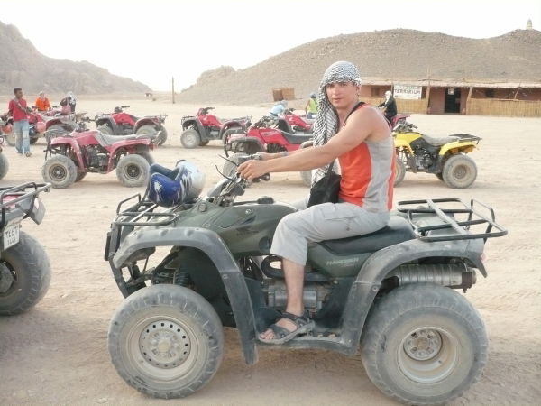 Александр Атаманов