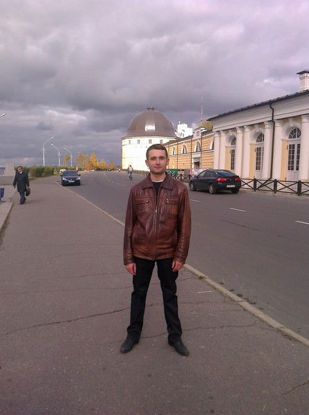 Александр Балуев