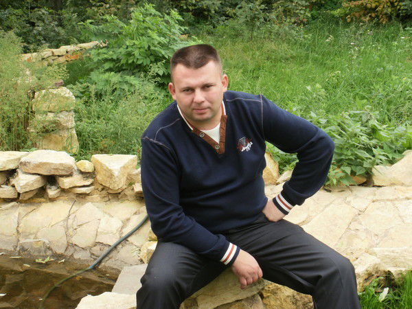 Юрий Фролов